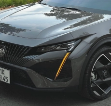 DÁN PPF AXFilm X-Series CHO Peugeot 408